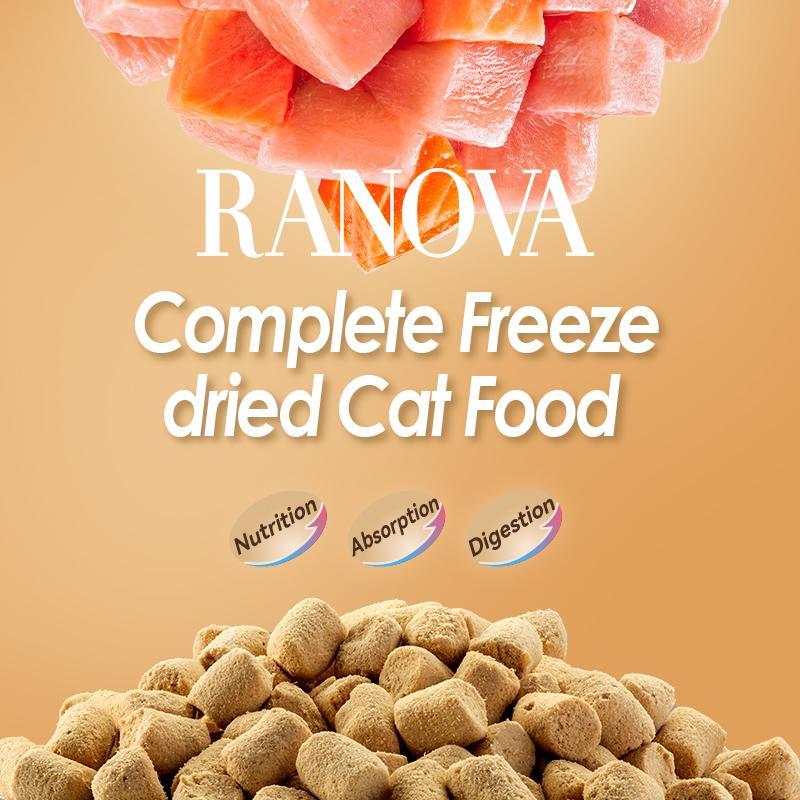 Freeze-dried chicken cat food pieces for cats by RANOVA